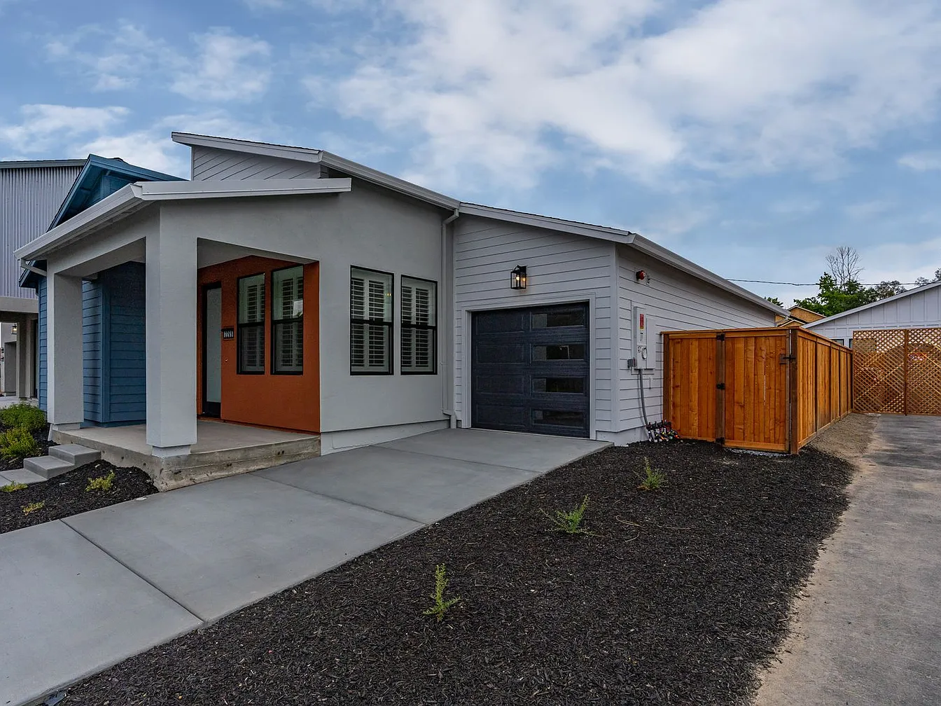 004655fc7ee86ff9d45c3fec2f7b46af-cc_ft_1344 3bed 2bath house available for rent